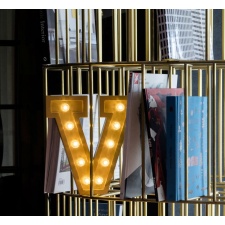 Led täht "V", 30cm
