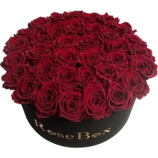 35-punase roosiga must karp
